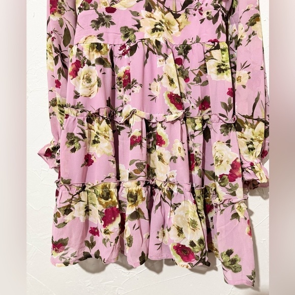 NWT Lush Long Sleeves Open Back Floral Pink Tiered Dress SZ Large - Picture 5 of 10